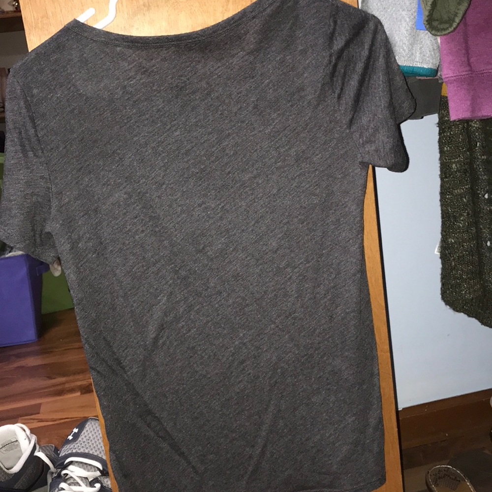 Simple T - Picture 3 of 4